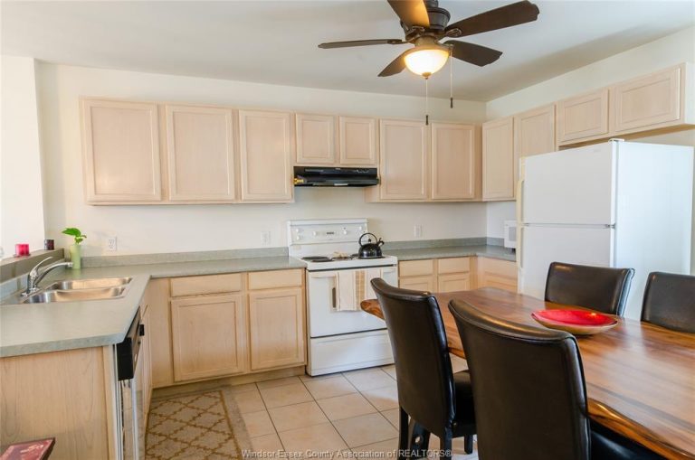 Imperial, Kitchen, before